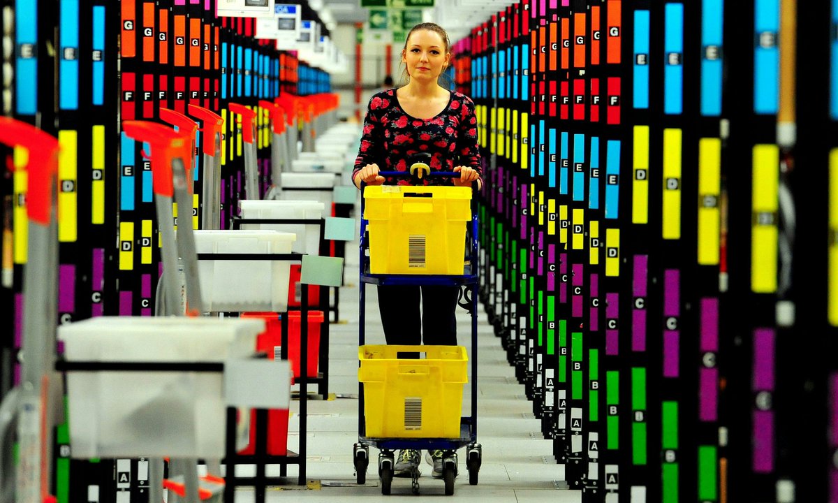 vernonemrit's tweet image. RT techjunkiejh:In the age of the #algorithm , the human gatekeeper is back buff.ly/2dj50x3 #computerprog…