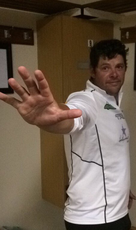 A sneaky #michelle5fer for <a href="/robbief24/">robbie frylinck</a> ... well bowled MJ 🙌🏻