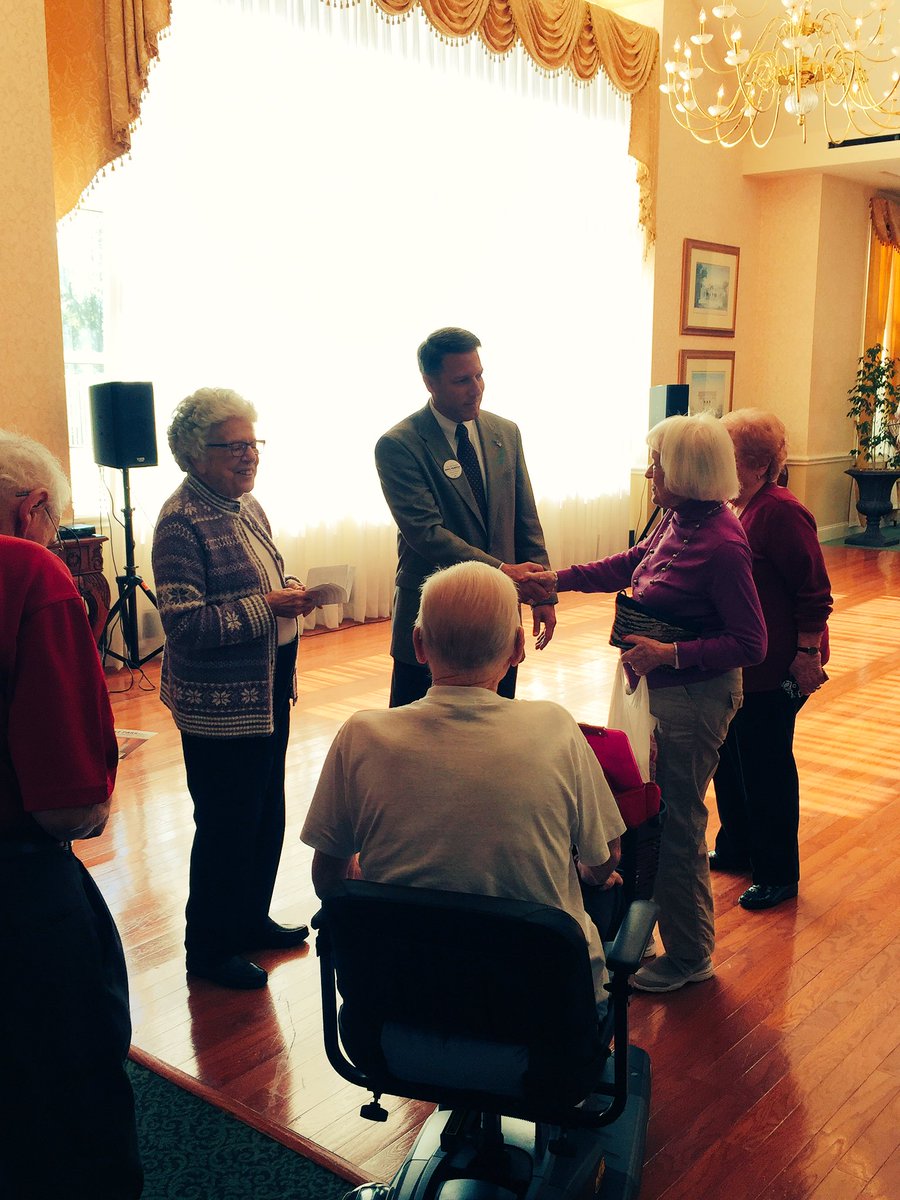 MikeParrishPA's tweet photo. Thank you to the residents of Shannondell for having me as a guest to engage in a lively discussion on how we can build a brighter future! https://t.co/XRnakQdRvg