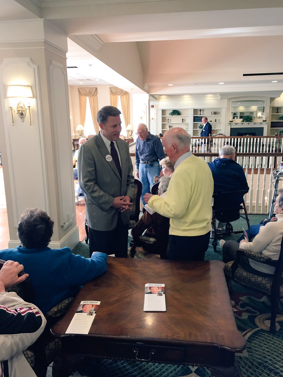 MikeParrishPA's tweet photo. Thank you to the residents of Shannondell for having me as a guest to engage in a lively discussion on how we can build a brighter future! https://t.co/XRnakQdRvg