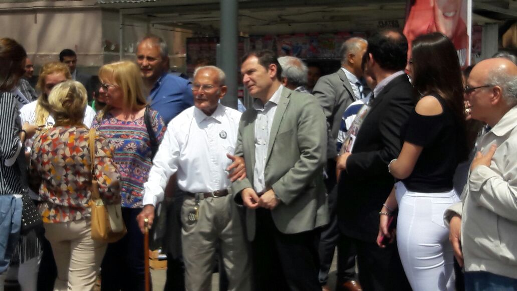 También estuvieron presentes <a href="/HectorBaldassi/">Héctor “La Coneja” Baldassi</a> Javier Collado y Paco Cabasés. Recordemos que el 9/10 es el Día Municipal del Árbitro
#homenaje