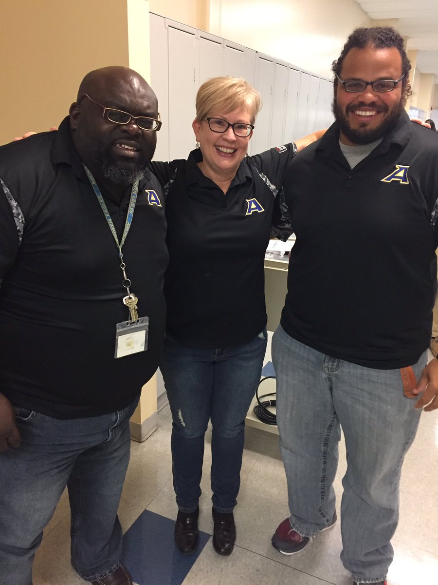 AP_JonesHCPS's tweet photo. #AHSHomecoming2016 https://t.co/JNJjrQTrdR