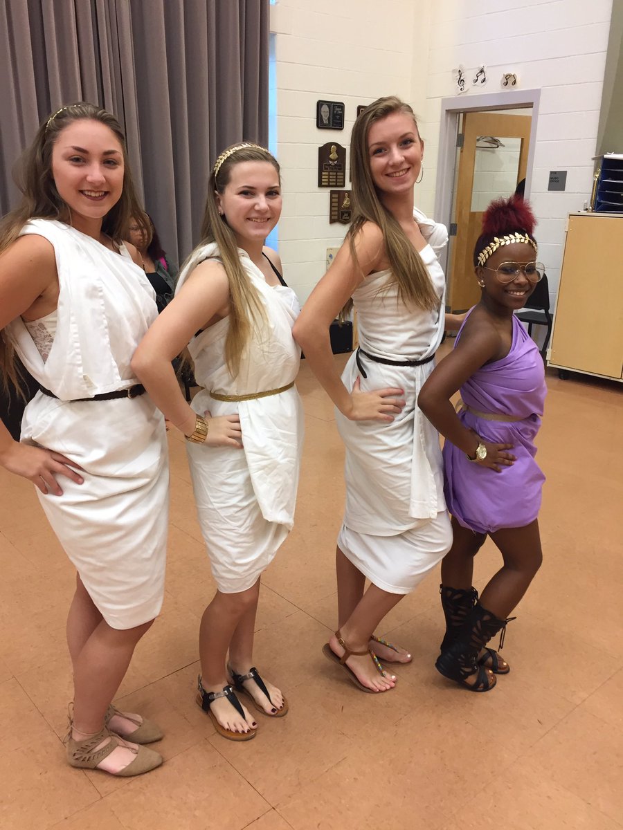 AP_JonesHCPS's tweet photo. #AHSHomecoming2016 https://t.co/5ipe9SFOwR