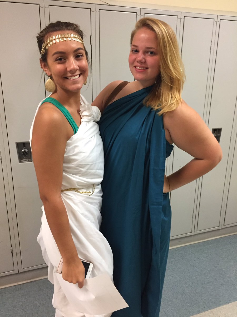 AP_JonesHCPS's tweet photo. #AHSHomecoming2016 https://t.co/JOAXu1LU8n