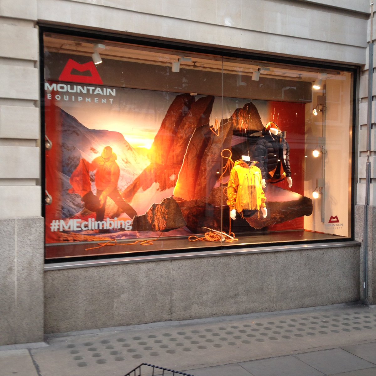 SueDisplay's tweet image. Loved creating this vibrant #MountainEquipment #window-display at #EllisBrigham #CoventGarden.