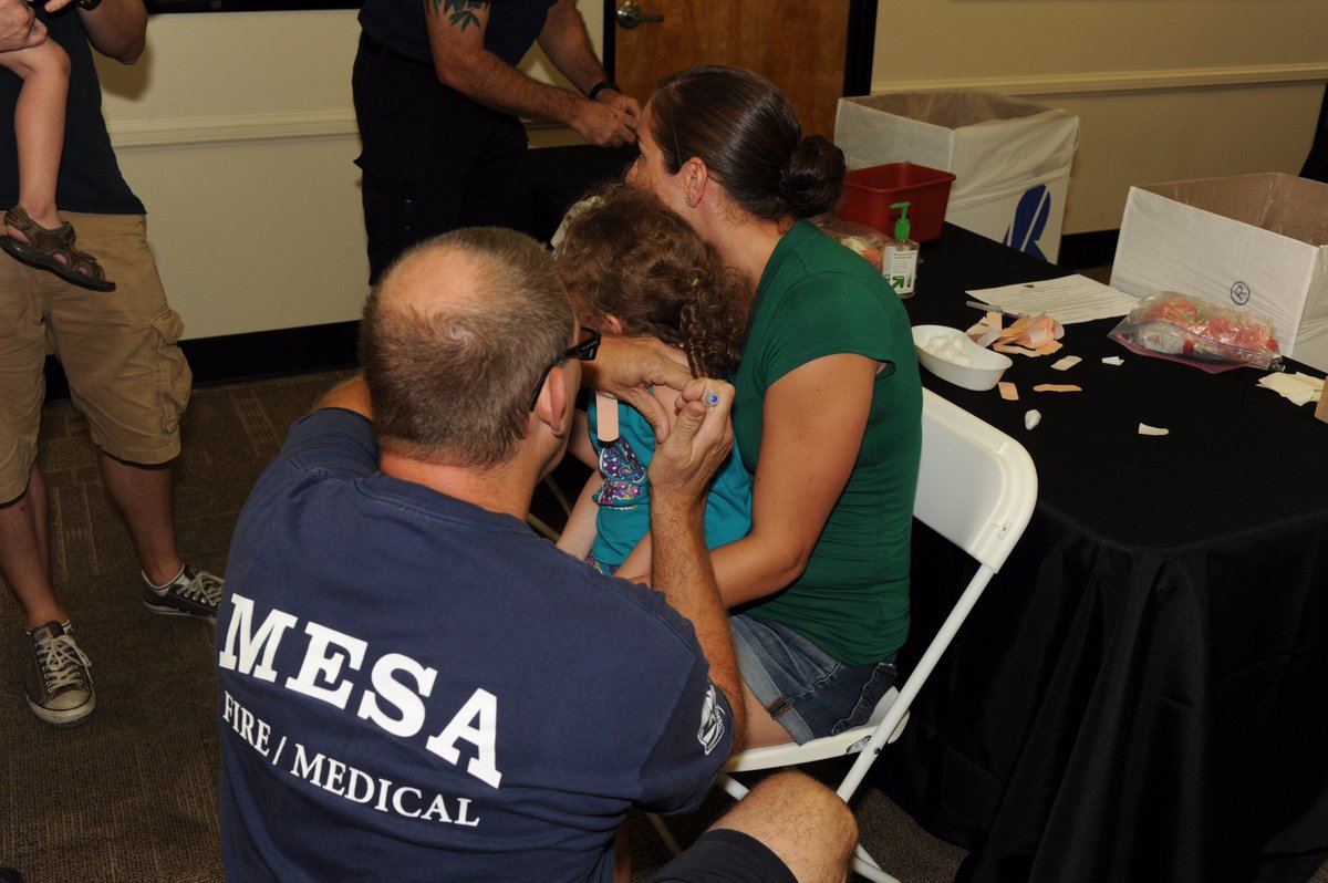 Flu season is here; immunization clinics Weds @ 5p-7p feat. #flushot /chldhd immnztns SprStnSprgCtr <a href="/ShopMesa/">Superstition Springs</a> 411 @ bit.ly/2dHd3VD