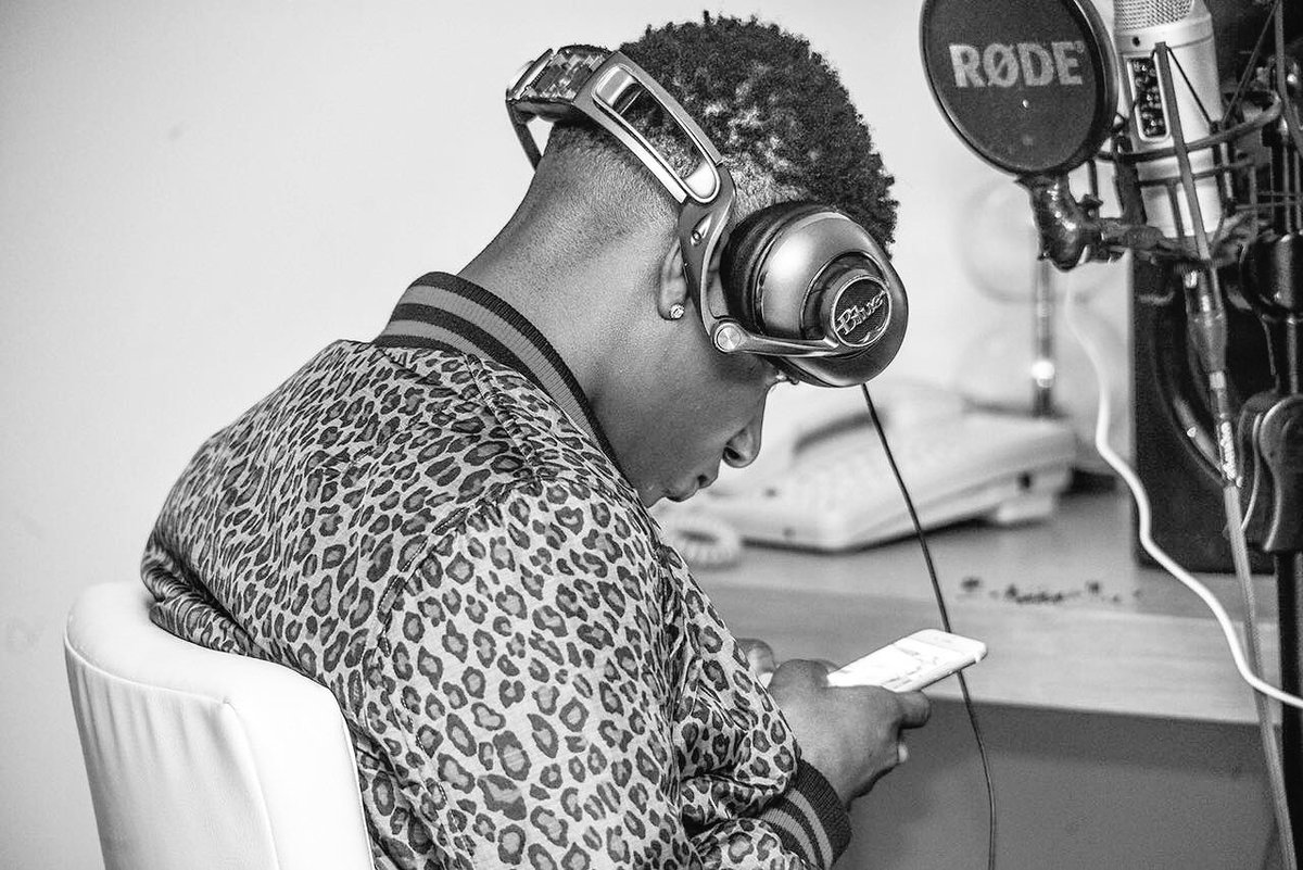 wizkidayo's tweet photo. Just know!! 🌊🌊🔊🔊🔊 https://t.co/Bn65yOqMSA
