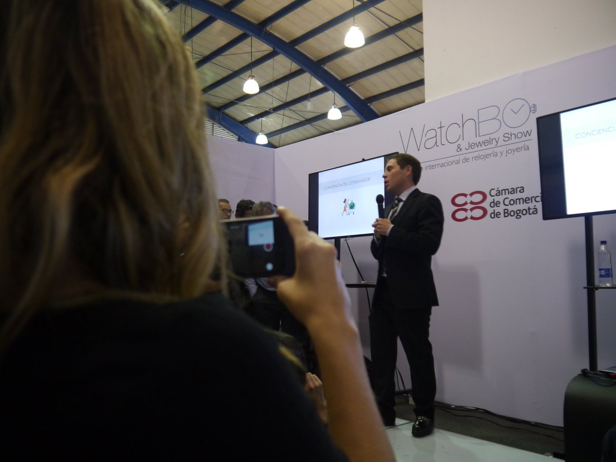 Fairmined's tweet photo. Gracias a todos por habernos acompañado en nuestra conferencia acerca de #Fairmined durante #WatchBO en Bogotá el pasado 6 de octubre https://t.co/jAmaVrcqT8