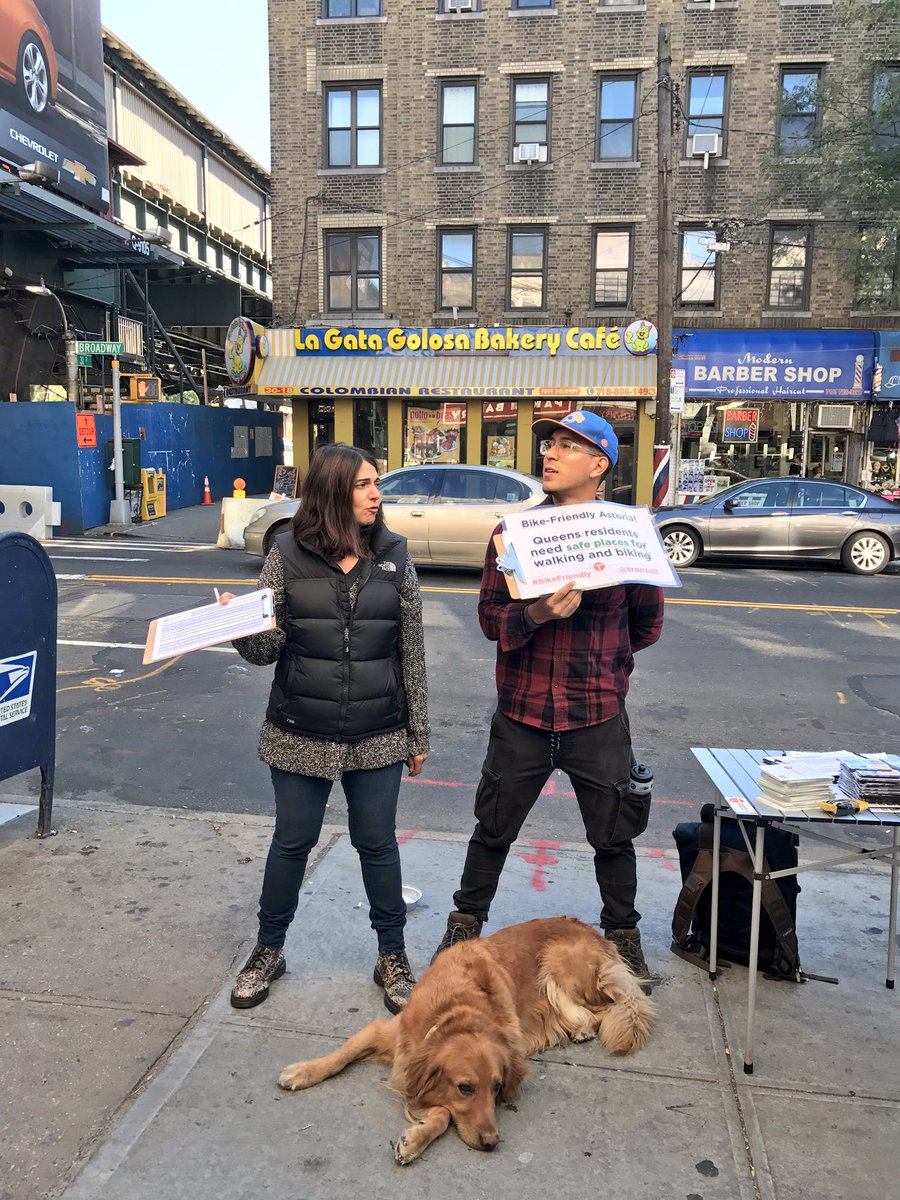 juaninQNS's tweet photo. .@transalt is in Astoria with Jebidiah the #BikeFriendlyAstoria mascot advocating for #bikeNYC #dogNYC #dogsoftwitter https://t.co/Yrm7Ar6Vfz