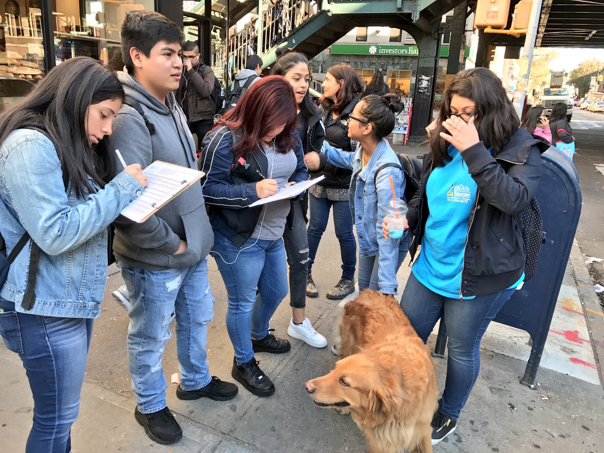 juaninQNS's tweet photo. .@transalt is in Astoria with Jebidiah the #BikeFriendlyAstoria mascot advocating for #bikeNYC #dogNYC #dogsoftwitter https://t.co/Yrm7Ar6Vfz