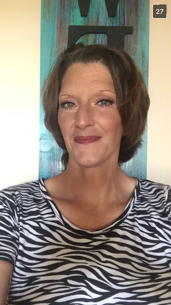 2preshhh's tweet photo. y'all peep my momma out here slayin the game #39where ๐๐ https://t.co/jWlQ7ZdVBl