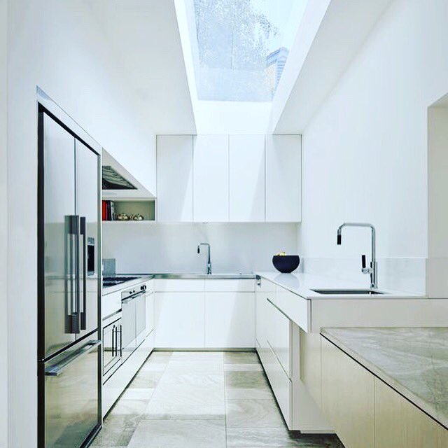 completecabsvic's tweet image. @completecabsvic  luxe!