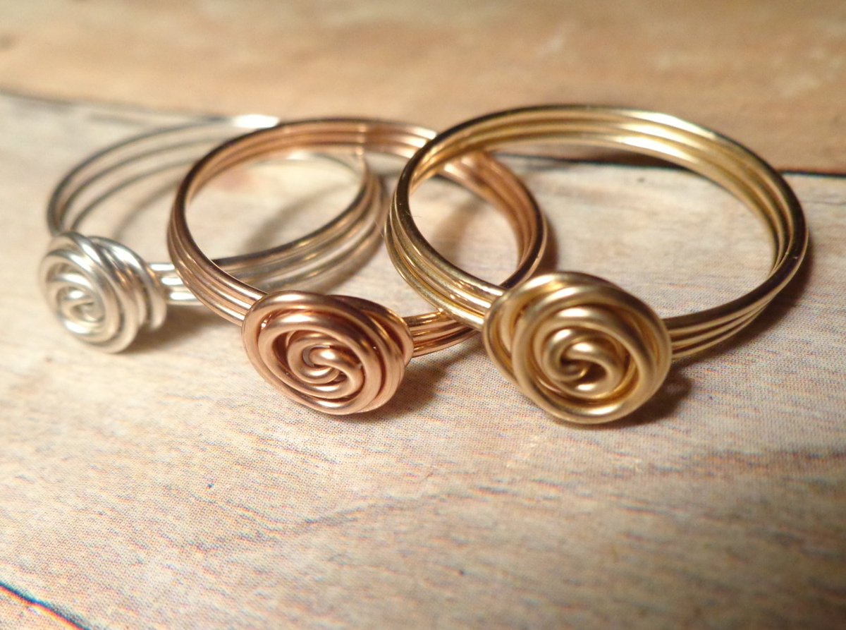 donkatcha's tweet photo. Women Stacking Rings, Set of Rings, Dainty Wire Rings, Size 2 3 4 5 … https://t.co/2sy79SeU6x #Etsy #StackingRingSet https://t.co/KxbZVZLW7k