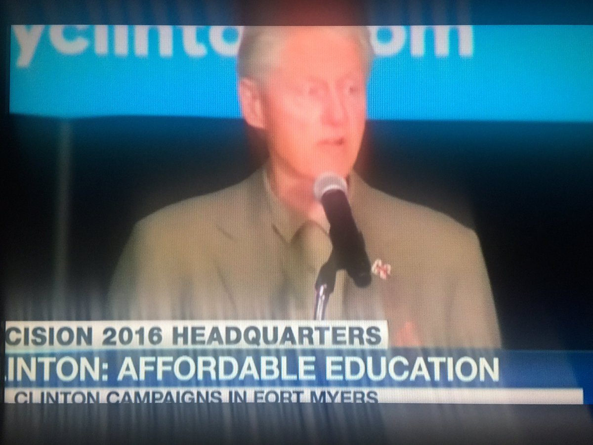 Trump_Girl2024's tweet photo. Hide your kids, hide your wife cuz the #Rapist #BillClinton is in town 2day ๐ #RapistBillinFortMyersFL #700Ppl #BedIntruderSong #MAGAโผ๏ธ๐บ๐ธ๐๐๐ https://t.co/Vxh9rw2rYV