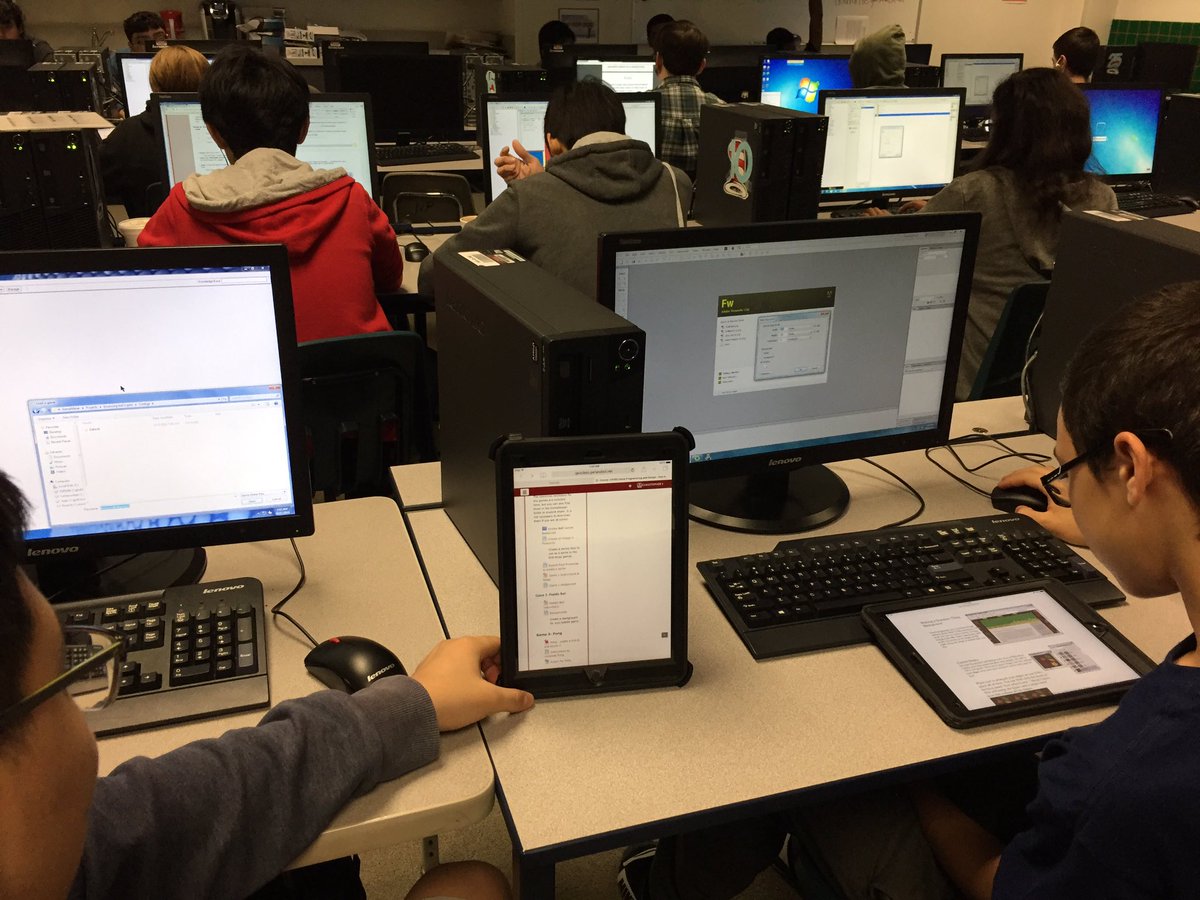 LesaAiTeach's tweet photo. @NFHS_Rangers This was happening today! #nfhsready. #RangersRgr8 https://t.co/2cNgd4h4ho