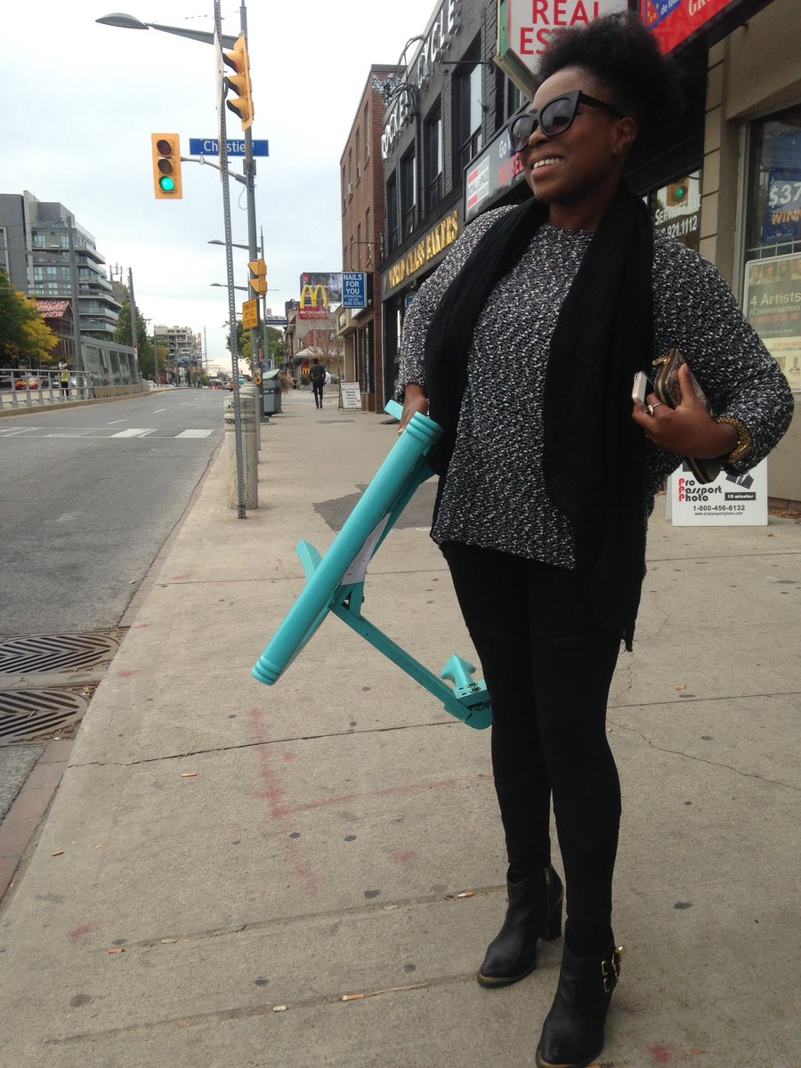 bcurrentLIVE's tweet photo. The #bcurrent team finding deals in front of @VintHomeBoutiq https://t.co/T6MDZH4PEf
