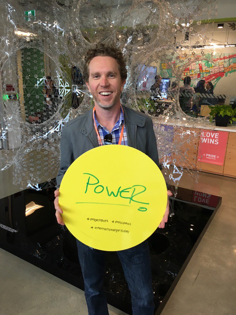 Shewchun's tweet image. #projectshift #presspaws #InternationalDayoftheGirl @facebook offices in Toronto to create a safer digital world