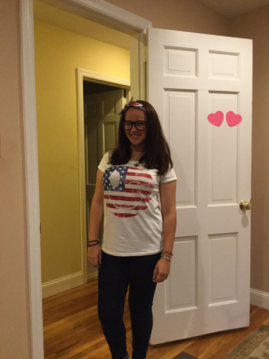 1Giddy1's tweet photo. My #Germany #girl #celebrating #exchange  #student #school  #prideday .. #Germanexchangestudent https://t.co/1IAwMiBUfM
