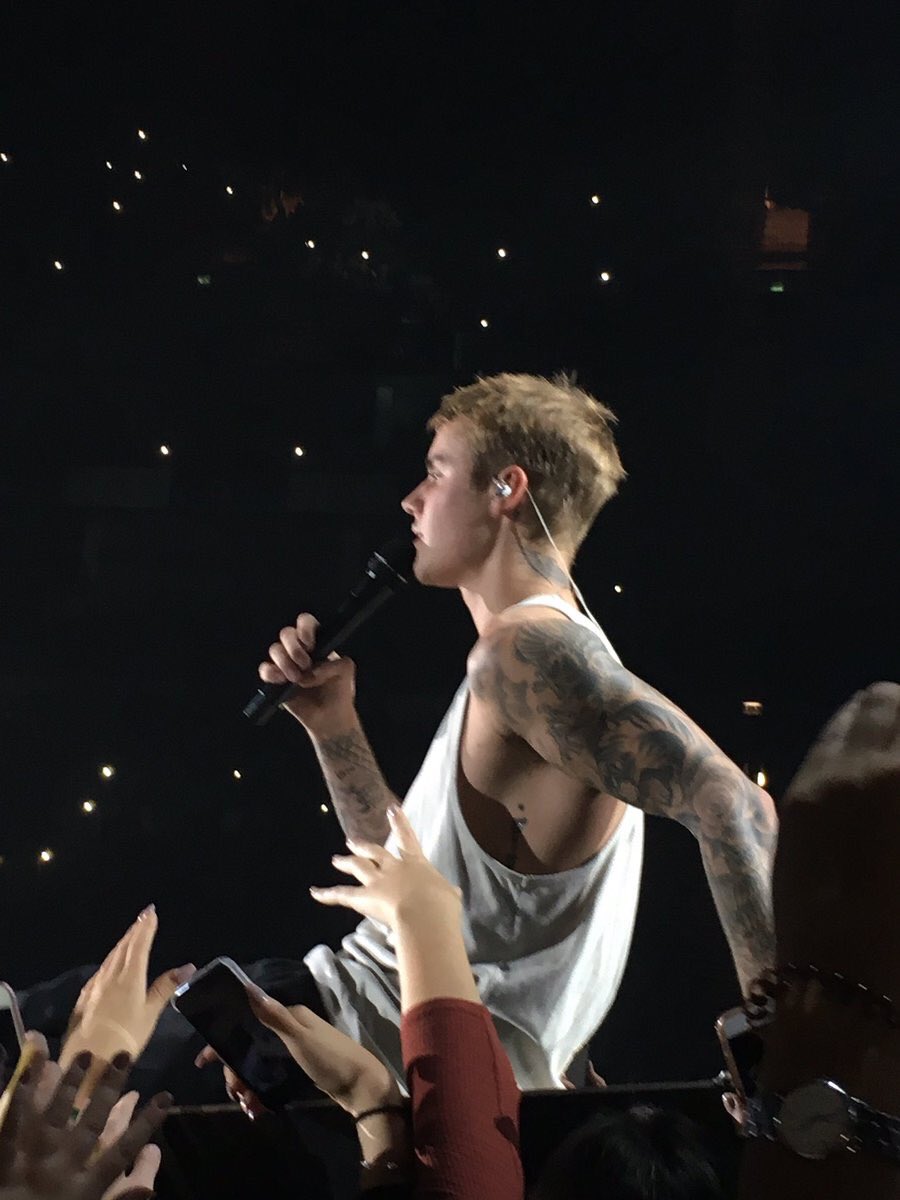 blebersmusic's tweet photo. His arm https://t.co/bcRhexgndx