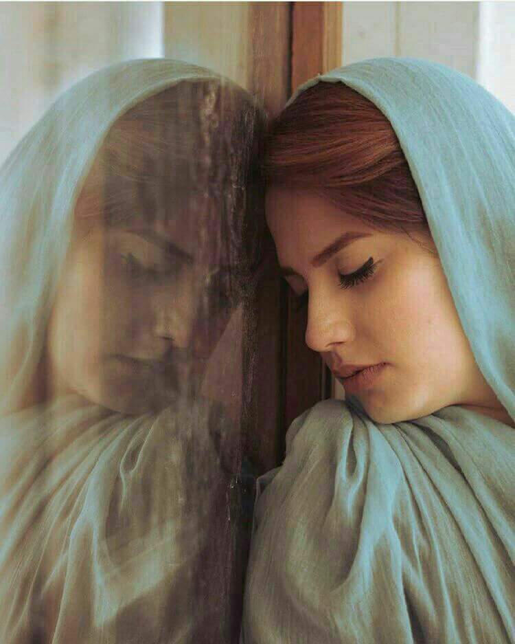 ليش دوم اشتاكلج حتى اشتهيج 

حتى كلبي يكلي شوفلها درب 

حتى روحي اتبات يم رحيت هواج
 
حتى عيني بنومها اسوي حرب

#ويبقى_آلحسين _للدعم 😔😔😔