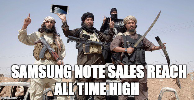 AxReux's tweet image. Too good. #debate #Samsung #note7recall #Trump #NationalComingOutDay