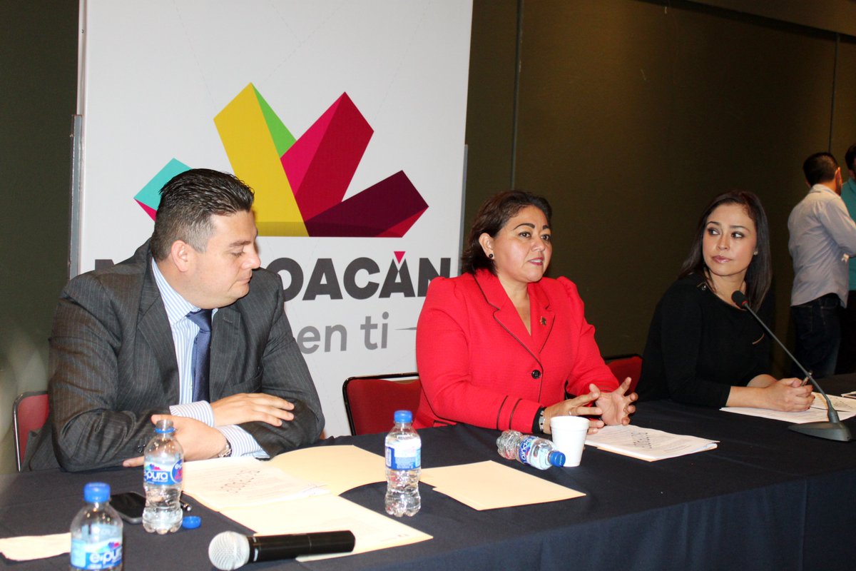 contraloriamich's tweet photo. Participamos en la sesión de trabajo del Comité Técnico del programa estatal Beca Futuro. #EstáenTi https://t.co/oR0chPjqmB