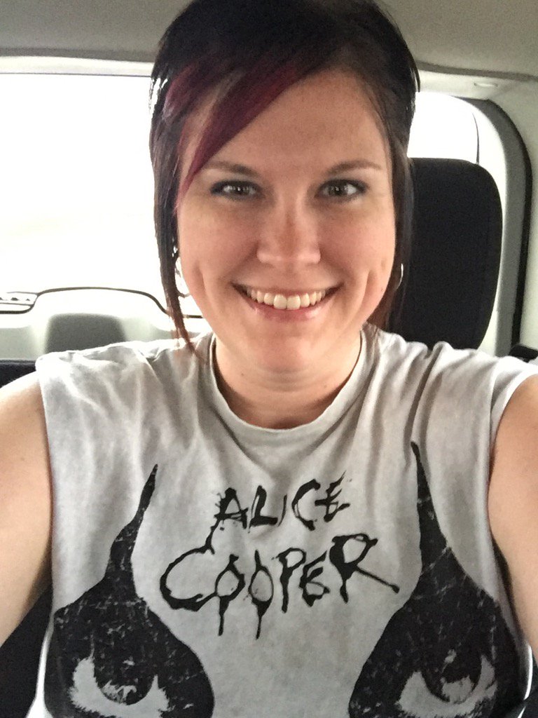 staceynickels's tweet photo. Off to see Alice for the 5th time, I think, and just as excited as the first. #AliceCooper https://t.co/B6rWHhBPBv