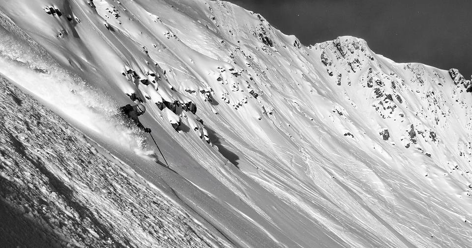 EnjoyBanff's tweet image. If you missed #Banff Early Bookings, you can still save on your #ski vacation when booked by Oct 31 ow.ly/Navj30550xz #canadianrockies