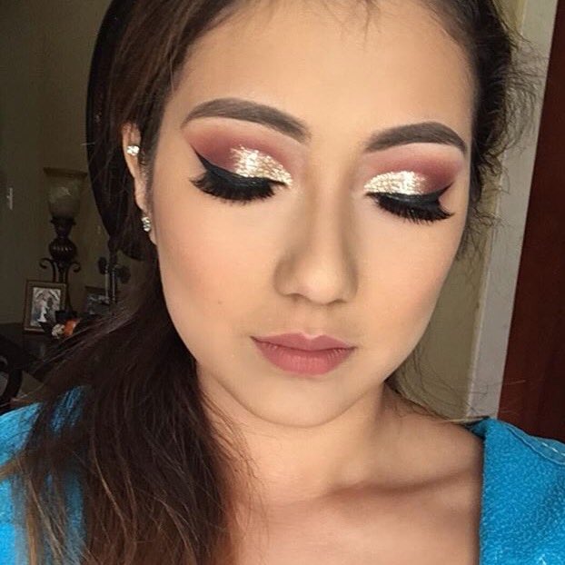 AndreaLashes's tweet photo. Gorgeous glitter vibes by @glaminous on @tiffanycasarez! She's wearing #AndreaLashes in 33! ❤️ https://t.co/GHd2la5JXH