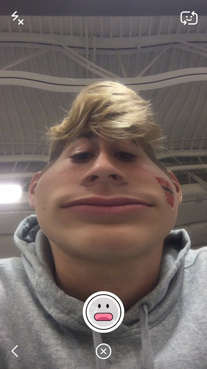 mcdevitt_liam's tweet image. Is only one filter popping up for anyone else?