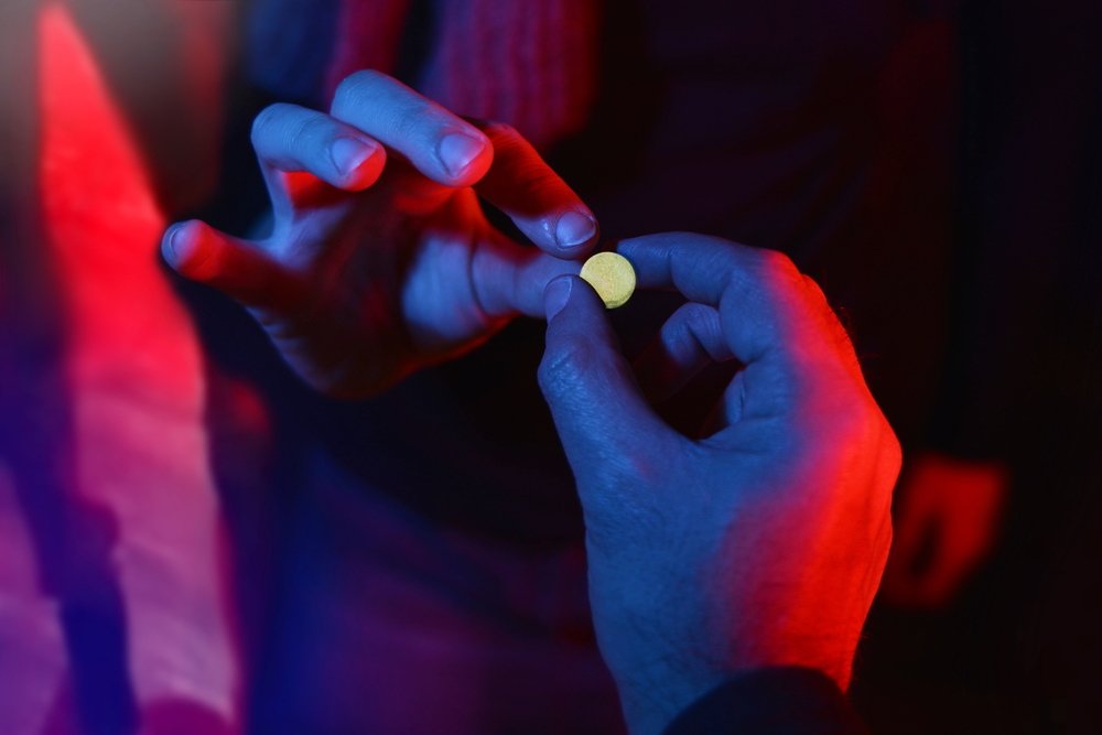 What #drugs hide behind the term #clubdrug? Learn more: bit.ly/2dNNjFu #addiction #health