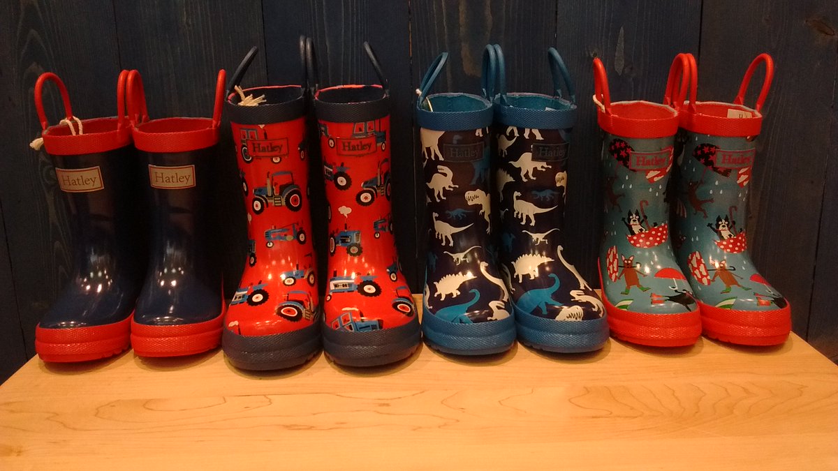 HatleyCalgary's tweet photo. Cute Boots @HatleyCalgary #Raingear #KidsFashion #kidsClothing #rainboots #bestbootsever #DowntownYYC #KidsRainboots #cute #kids #Hatley https://t.co/6nNXxBEZbK
