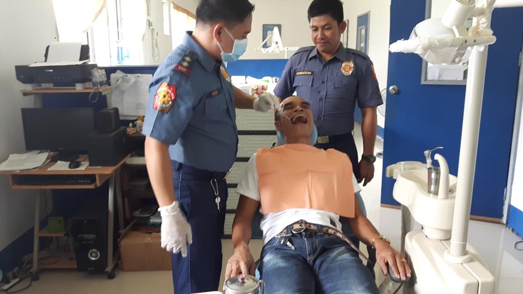 RHSARMM's tweet photo. @HSPnp @proarmm 11Oct2016 Conduct of Free Medical, consultation and dental exam to Retirees this PRO https://t.co/1lTvRXsFte
