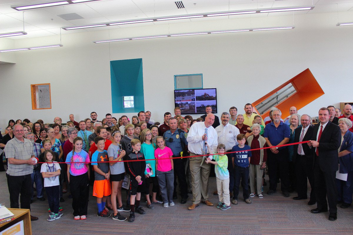 Thank you to all who came out to help celebrate our <a href="/PB_MiddleSchool/">PB Middle School</a> ribbon cutting! goo.gl/OpVfmk #ProgressAsPromised #MulePride