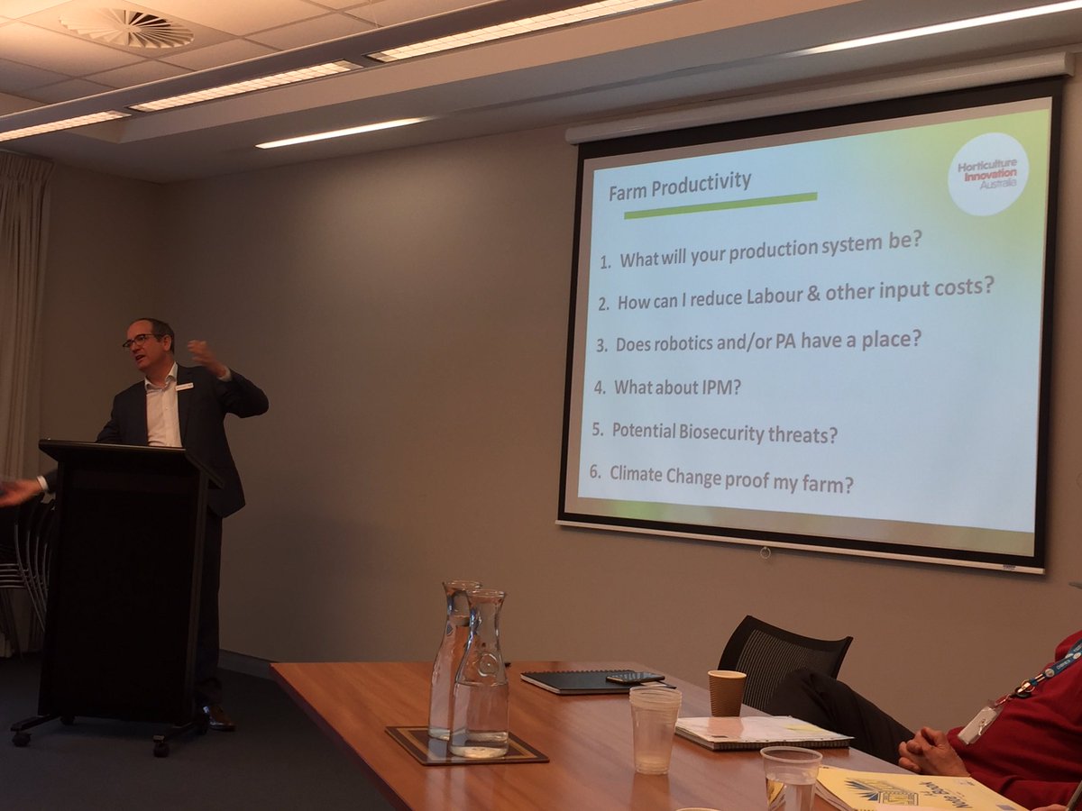 affectusaus's tweet photo. #futureissues for leaders - what are your abilities to move the industry forward - #motivation @Hort_Au Byron de Cock-future proofing & us https://t.co/xSfEsAI6y2