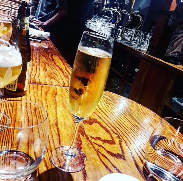 den_anker's tweet photo. Replacing #WineWednesday with #BubblesEveryday sounds like a fine plan.
#DenAnker https://t.co/30BX2zOzaJ