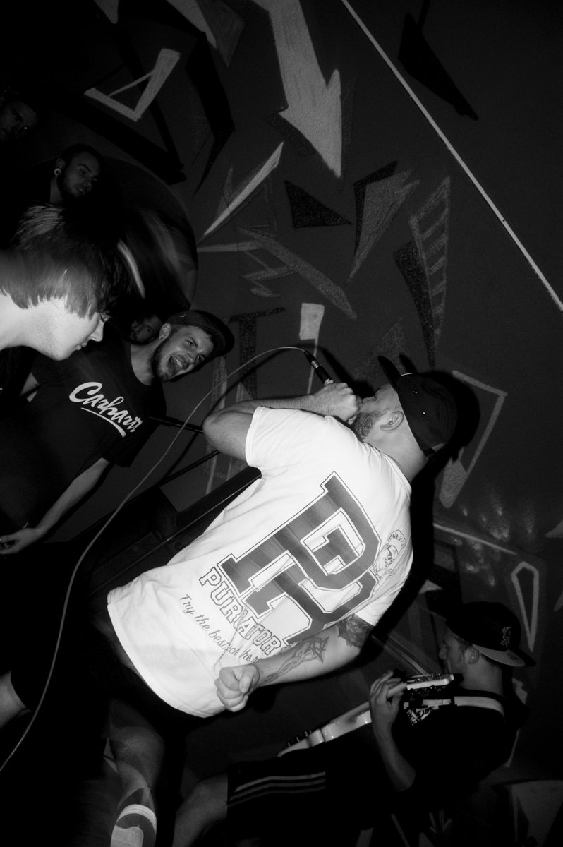 Had an killer release show last weekend. Get your copy of "The Path" here:
itunes.apple.com/de/album/the-p…