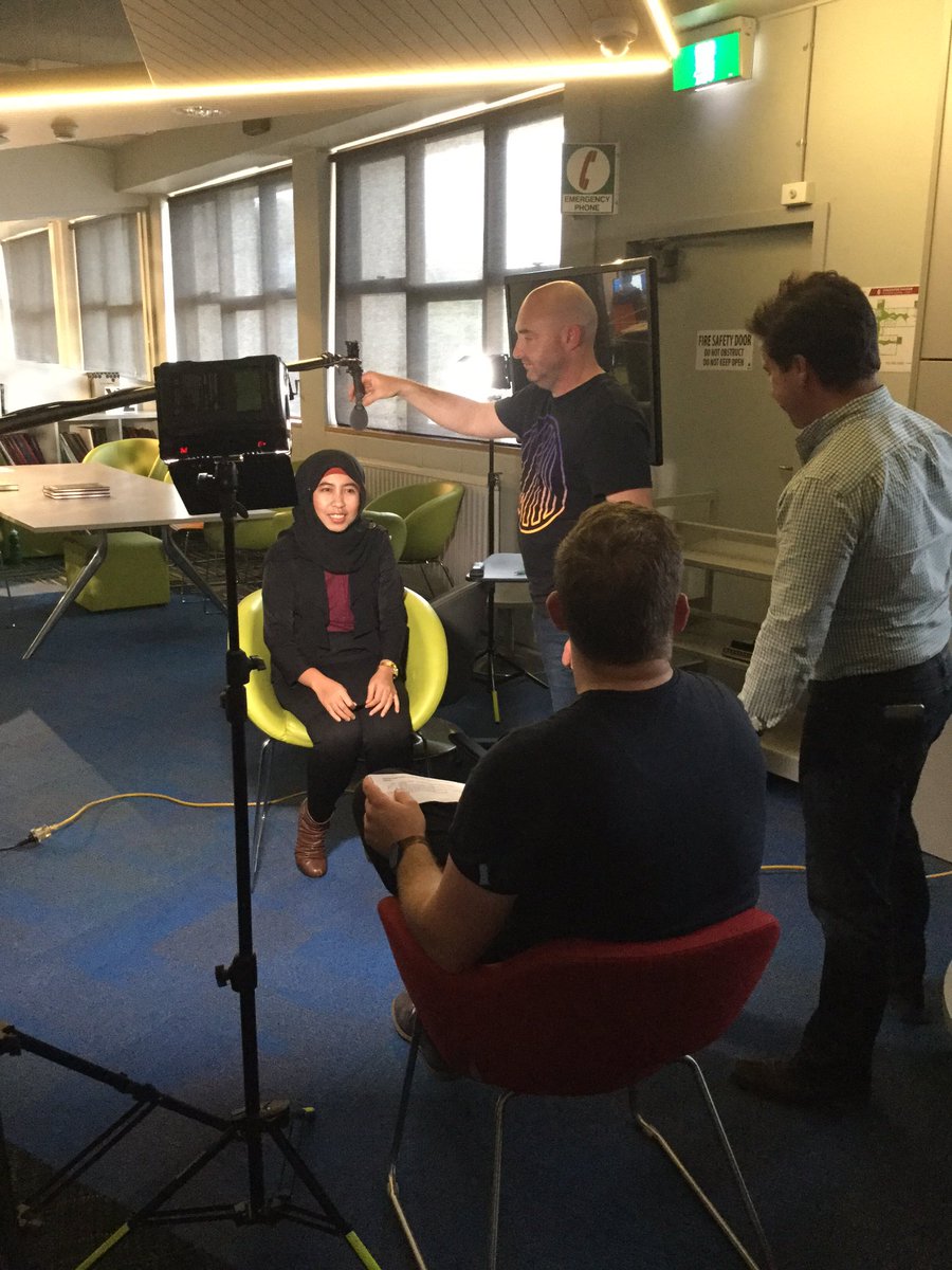 AnaSurjanto's tweet photo. Thanks @MonashUni for asked me to share my experience studying & being an Education Student Ambassador. #EducationFaculty #filming https://t.co/7gaPl2v4zM