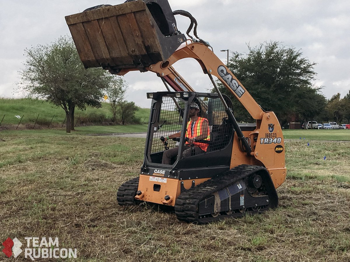 TeamRubicon's tweet photo. Congrats to the unstoppable crew who completed Heavy Equipment Training just before #TRLC2016 in Dallas last week. https://t.co/QM7uqVDiRj