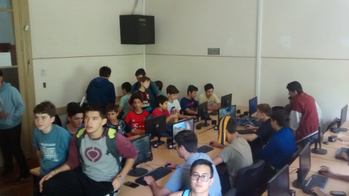 La_Resolvente's tweet photo. No sabemos por qué creen que era una propuesta en joda, ya arrancamos... #TorneoCS #LaResolvente https://t.co/Ixua4RWe6p