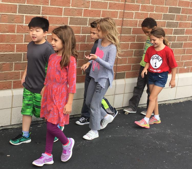 ScholasticEdu's tweet photo. Do your students have a case of “the wiggles”? Check out this teacher’s brilliant solution! #StoryworksJr https://t.co/WDrVYO85JN https://t.co/aTTXGZpJ90