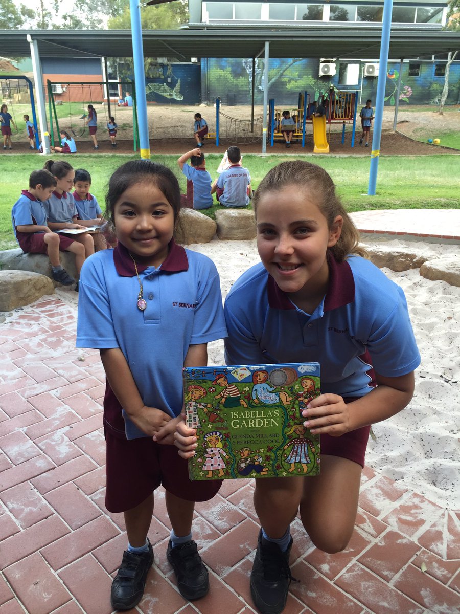 MsC3WStBs's tweet photo. @mrshampsonclass Buddy time reading picture books! #writingourownstories #sharingliteracy https://t.co/JhNKzKNDLZ