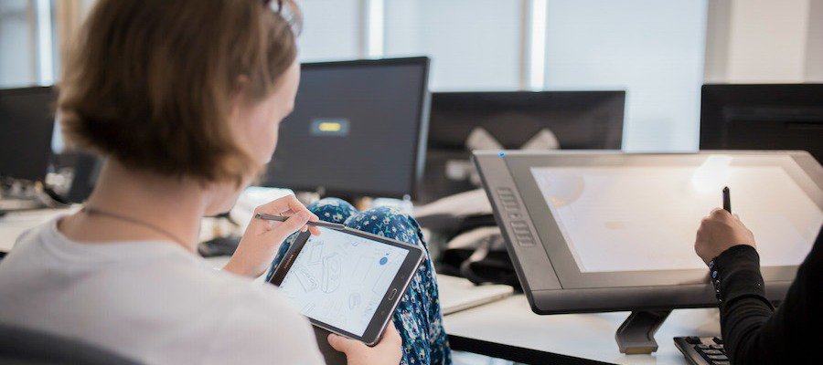 create_digital_'s tweet photo. Swinburne offers engineering research fellowships just for women - https://t.co/wMk2x4KZX4 via @EngAustralia @swinburne #STEM https://t.co/Flwphmm5xG
