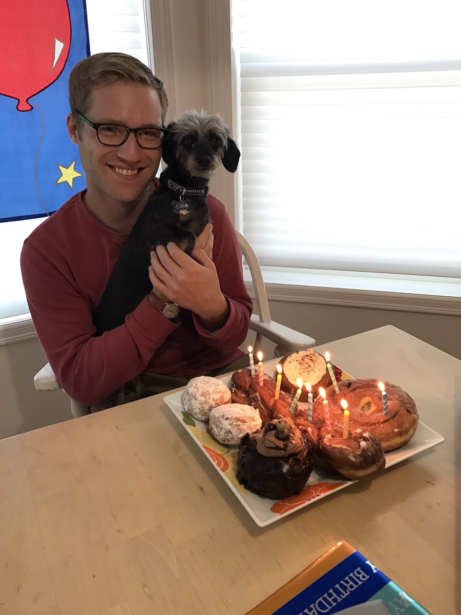 makurle's tweet photo. Celebrating Brendan's 27th birthday. #legendarydoughnuts rock! https://t.co/9EoOC99HmS
