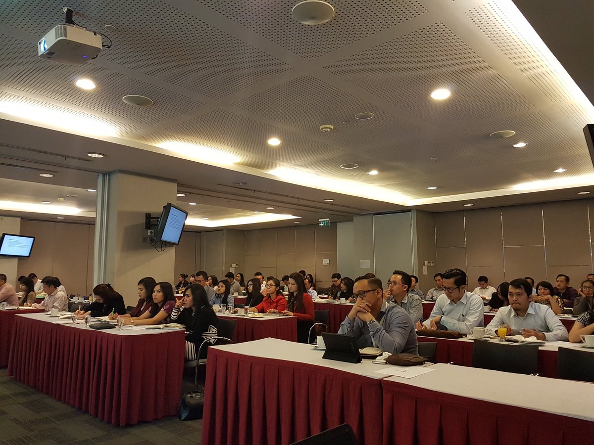 reksadana_panin's tweet photo. Marketing retail, RM dan Corporate #paninassetmanagement dlm kegiatan "Meet Your FUN Manager" di ruang seminar IDX https://t.co/ZkpP8rSDjH