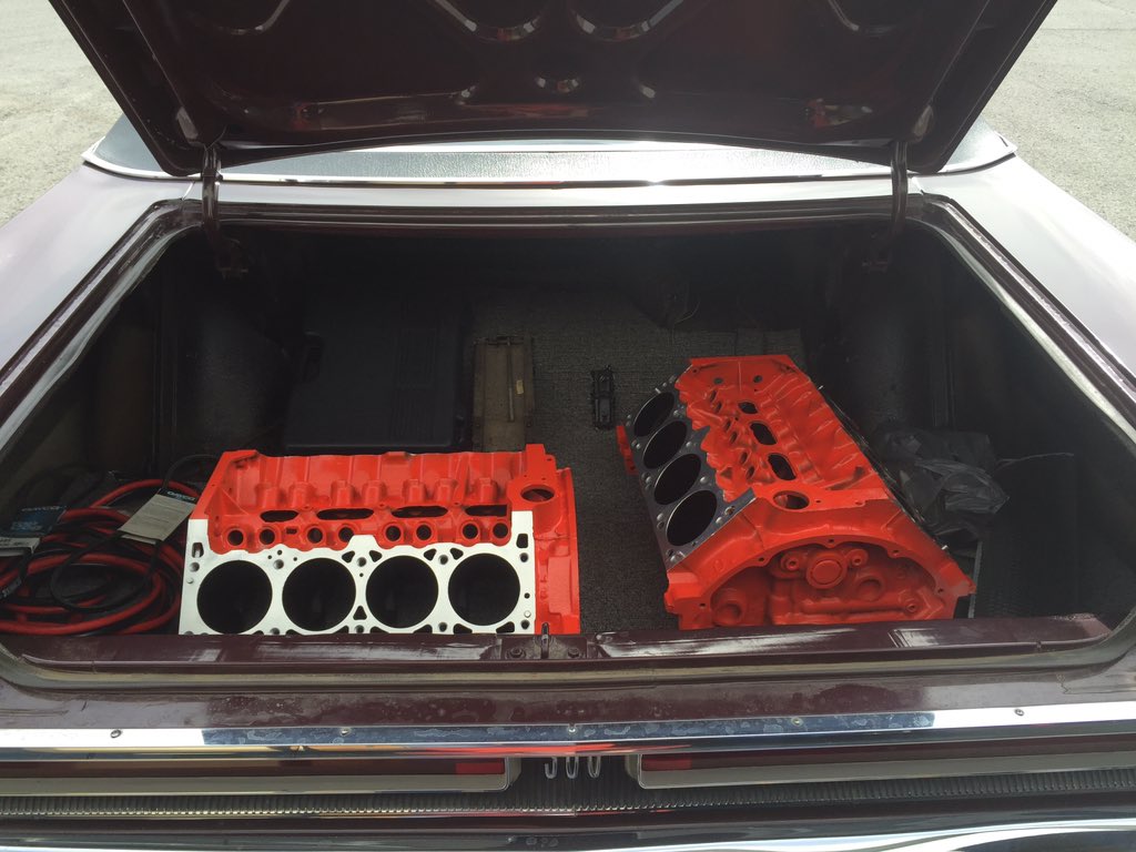 MoparBoy1's tweet photo. I love big trunks....and you know it's big when you can stick 2 #mopar #smallblocks in &amp; still have space! #Chrysler https://t.co/1Lb2jSfbAq