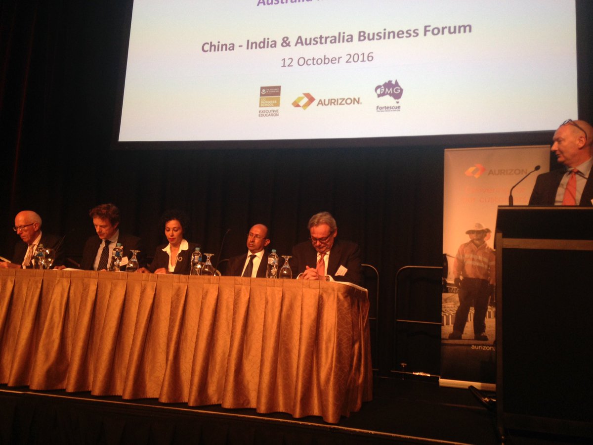 BethToon's tweet photo. Are we a #thoughtleader or #thoughtfollower #lancehockridge @Aurizon_ @AusChinaBC #australia https://t.co/5wUgr1IJVi
