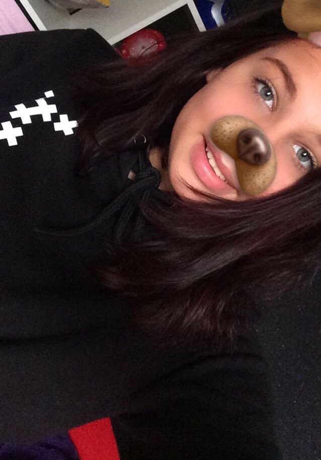 selinasmk's tweet photo. Ich bin die Selina und habe die Aktion gestern verpasst 💗
@janmeyer
#Foti4Jan https://t.co/bbPBk0UrDF