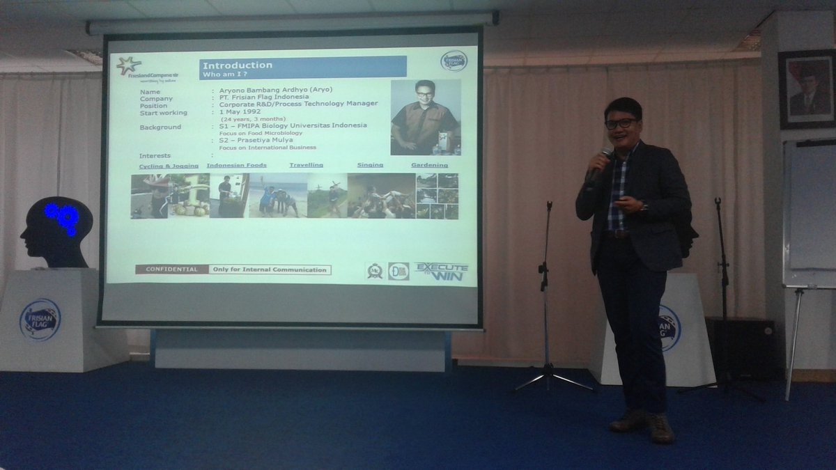 kurniaameliaa's tweet image. Aryo  @SusuFrisianFlag #frisianflag #susukentalmanis #emak2Blogger