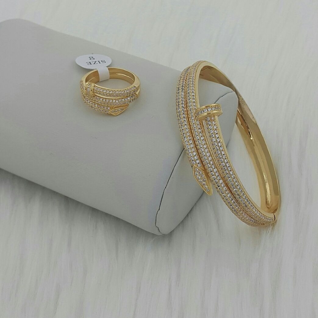 yosra2347's tweet photo. #تكفي_يابو_فهد_نحتاج_للهييه يوجد لدينا اكسسوارات https://t.co/ksT6o60tMA